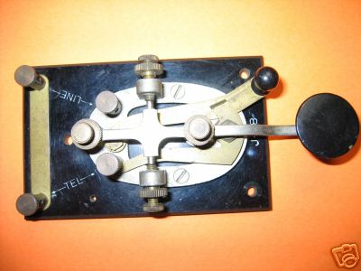 J-38 signal corps telegraph key (old)