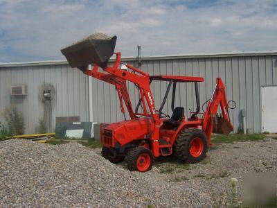 Kubota L35 backhoe