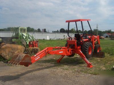 Kubota L35 backhoe