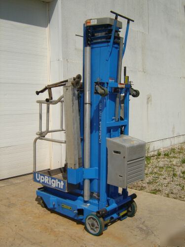 Upright personnel boom man lift scissor manlift aerial 