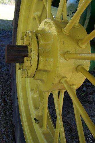 1935 john deere a unstyled tractor... good shape . tx