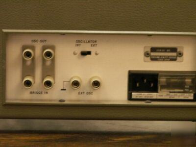 Hewlett packard hp 4265B universal bridge, with cord