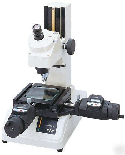 New toolmakers microscope w/digi heads mitutoyo 