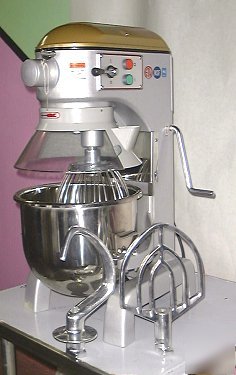 New anvil gold series 20 quart food mixer & attachments