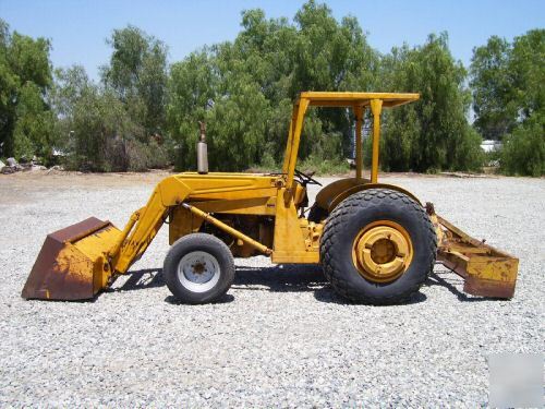 Massey ferguson skip loader