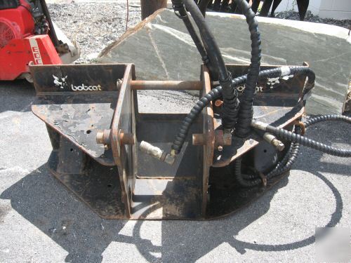 Bobcat hydraulic breaker adapter plate for skid steer