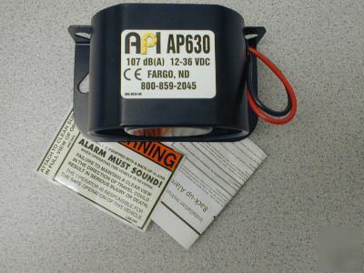 New 107 decibels, 12-36 vdc back-up alarm 