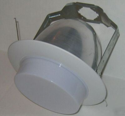 New prescolite TL30 shower light w/reflector drop opal 