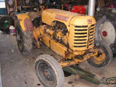 Tractor le roi centaur needs restoration runs