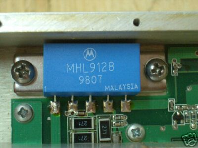 Kaval uhf linear amplifier 1.3W 800-960 mhz radio rf