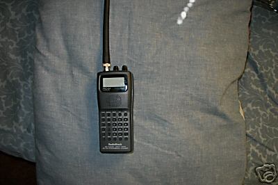 Like new radio shack scanner 