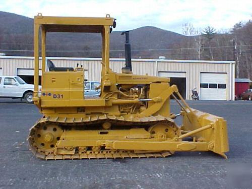 Komatsu D31 crawler dozer with hydraulic tilt 