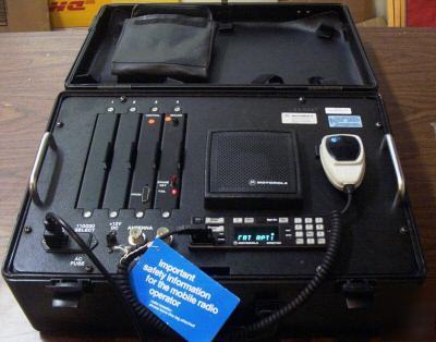 Motorola spectra portable suitcase repeater 2 modules