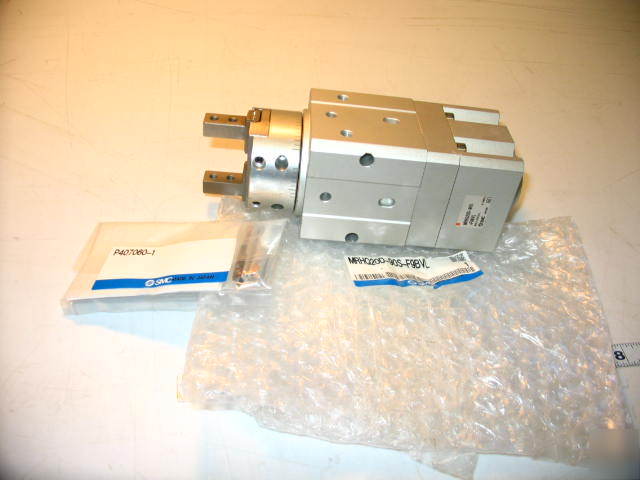 New smc pneumatic air rotary gripper MRHQ20D-90S-F9BVL