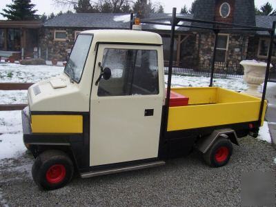 1998 1TON cushman hulster