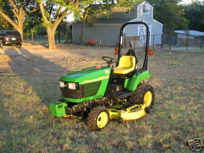 John deere 2210 4X4 tractor