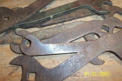 7 old john deere antique collectable wrenches