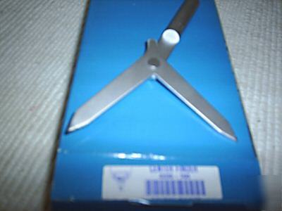 Centre finder milling model slot drill cnc engineering