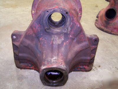 Final drive housing for international farmall a, b, bn