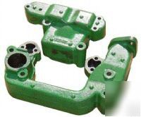John deere 60,620,630 intake & exhaust manifold