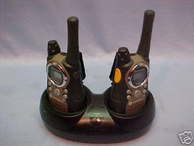 Motorola talkabout T6500 10 mile range two-way radios 