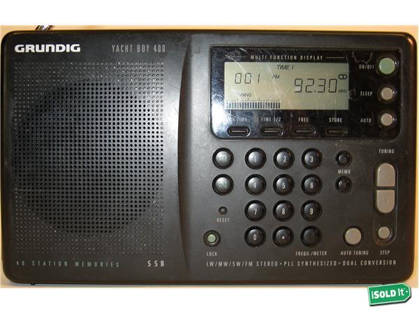 Grundig shortwave radio yacht boy 400 short wave not pe