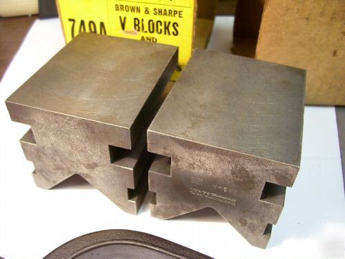 New 2 brown & sharpe 749A vee blocks with one clamp 