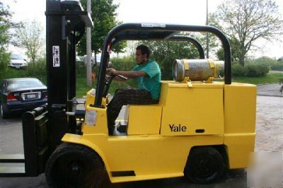 Forklift yale 14000LB cushion lpg workhorse nice