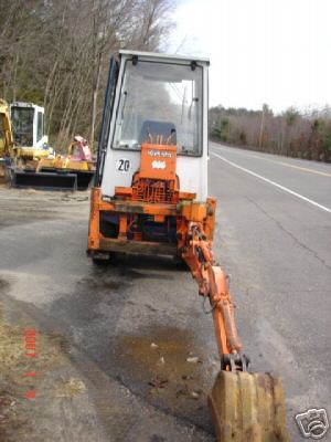 Kubota R310 loader/backhoe