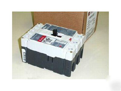 Cutler hammer hmcp circuit breaker 3P 3A HMCPS003A0C