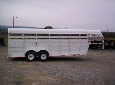 New 2007 -gooseneck stock trailer- ponderosa trailer