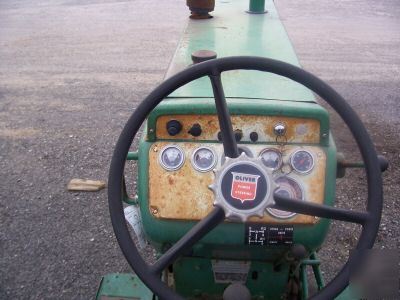 Oliver 1650 narrow front gas tractor working condition