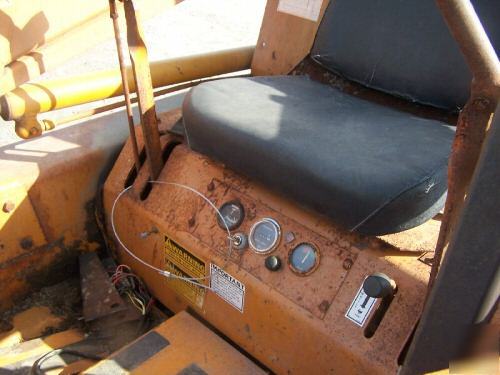 Case 1835 skid steer. no buysafe