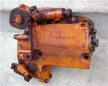 Allis chalmers wd WD45 tractor hydraulic pump and valve