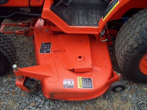 Kubota B7300 4X4 compact diesel tractor w/ 60