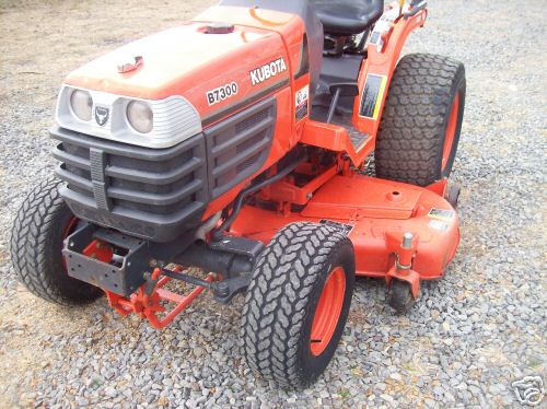 Kubota B7300 4X4 compact diesel tractor w/ 60