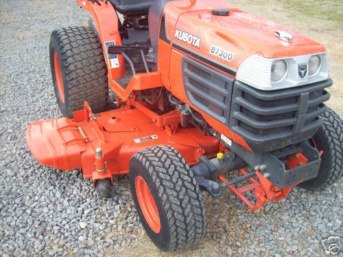 Kubota B7300 4X4 compact diesel tractor w/ 60