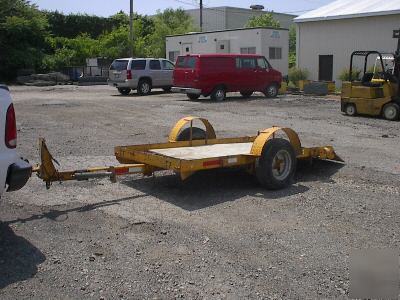 Small heavy duty tilt bed utilty trailer for trencher