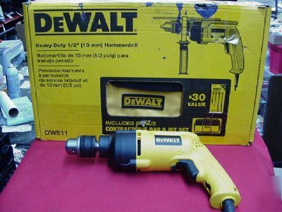 Dewalt DW511 1/2 hammerdrill w/bag & bits (T15208)
