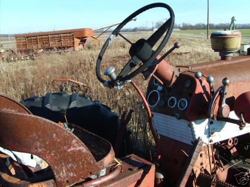 Farmall 460 farm tractor