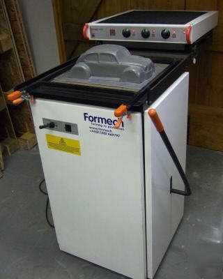 Formech 450 manual vacuum forming machine