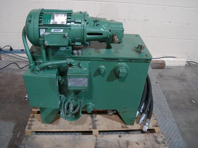 Atkinson hydraulic pump, tank and hoses