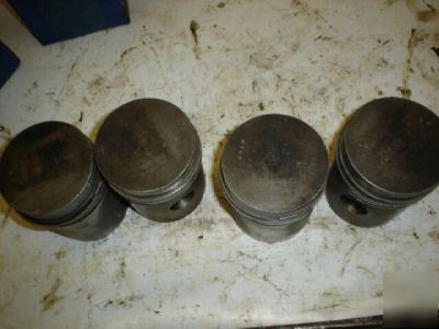 H, W4 farmall set of 4 used pistons #359656-P1