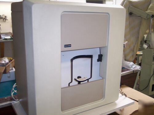 Humphrey field analyzer model 611