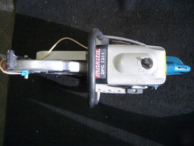 Makita DPC7311 concrete 14