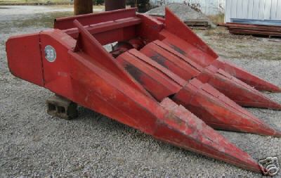 Massey ferguson mf corn head, model 33 - 3 row