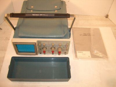 Tektronix 2213 dual channel 60MHZ oscilloscope