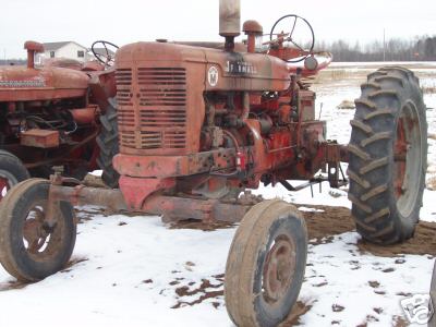 1953 farmall / international super m