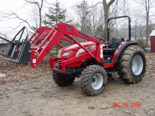 Like new 2005 mahindra 4X4 4110 loader tractor, , 96 hrs