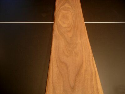 Walnut veneer 95SF 